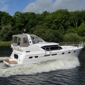 The A405 arrives at Norfolk Boat Sales
